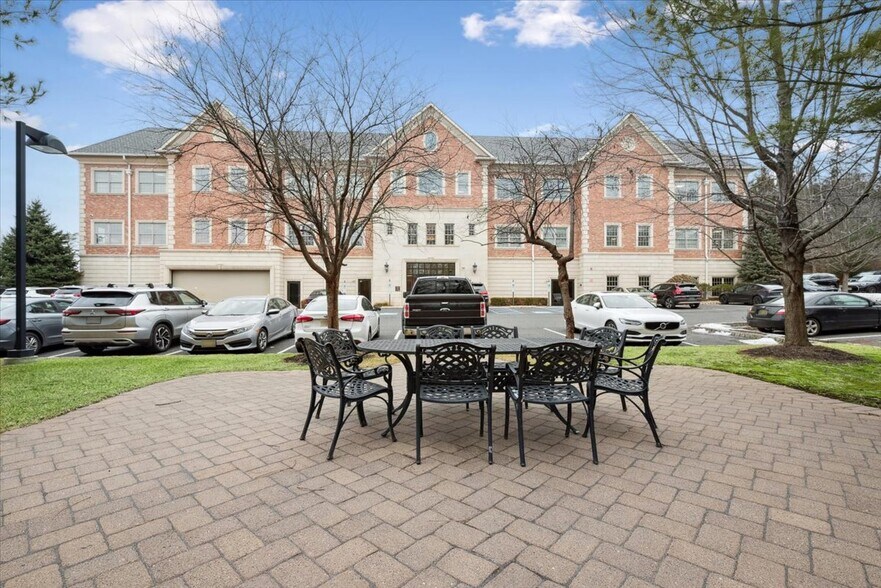 More Photos Of 58 Mount Bethel Rd, Warren Office For Lease