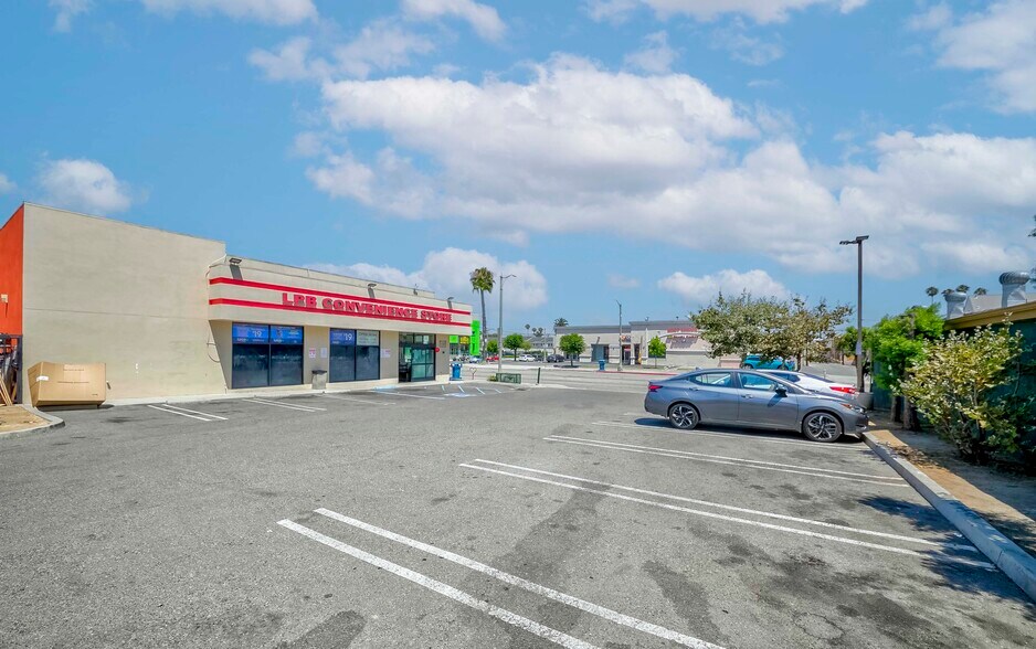 More Photos Of 110 E Anaheim St, Long Beach Convenience Store For Sale