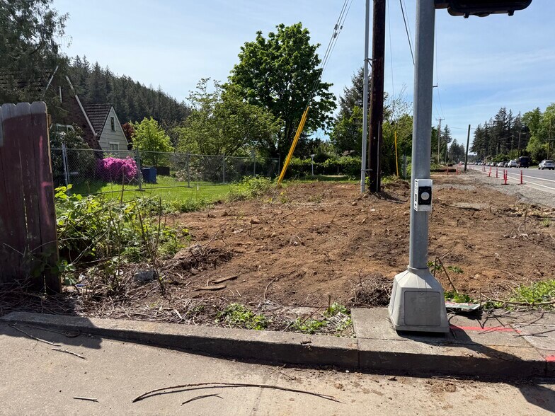 More Photos Of 16134 SE Powell Blvd, Portland Land For Sale