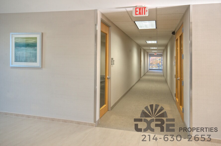 More Photos Of 300 Decker Dr, Irving Office For Lease