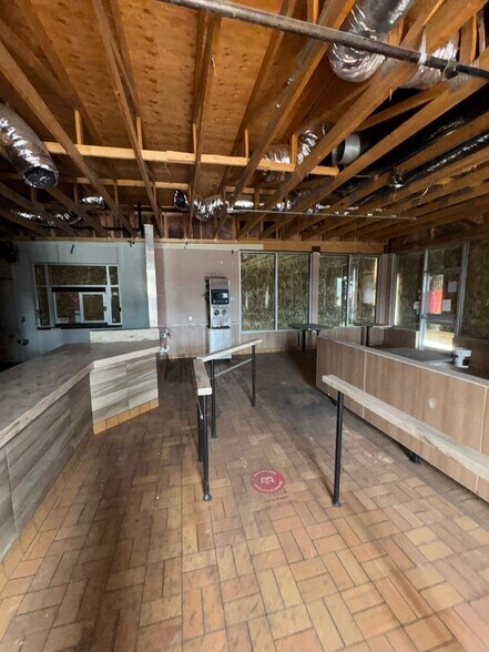 More Photos Of 3200 Downing St, Denver Fast Food For Sale