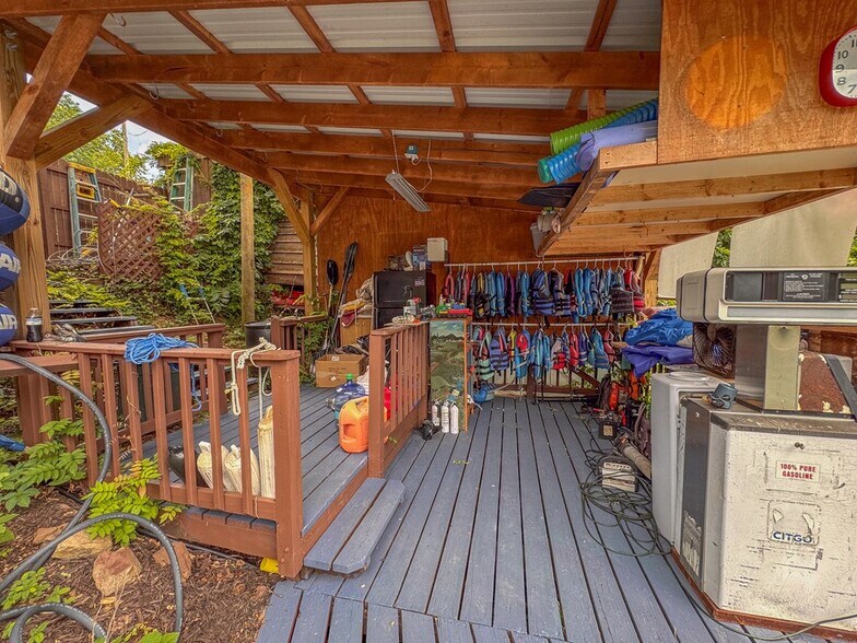 More Photos Of 270 Deyton Camp Rd, Robbinsville Marina For Sale