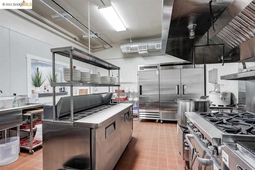 More Photos Of 1612-1616 International Blvd, Oakland Storefront Retail Residential For Sale