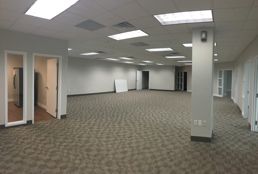 More Photos Of 480-518 W 800 N, Orem Medical For Lease