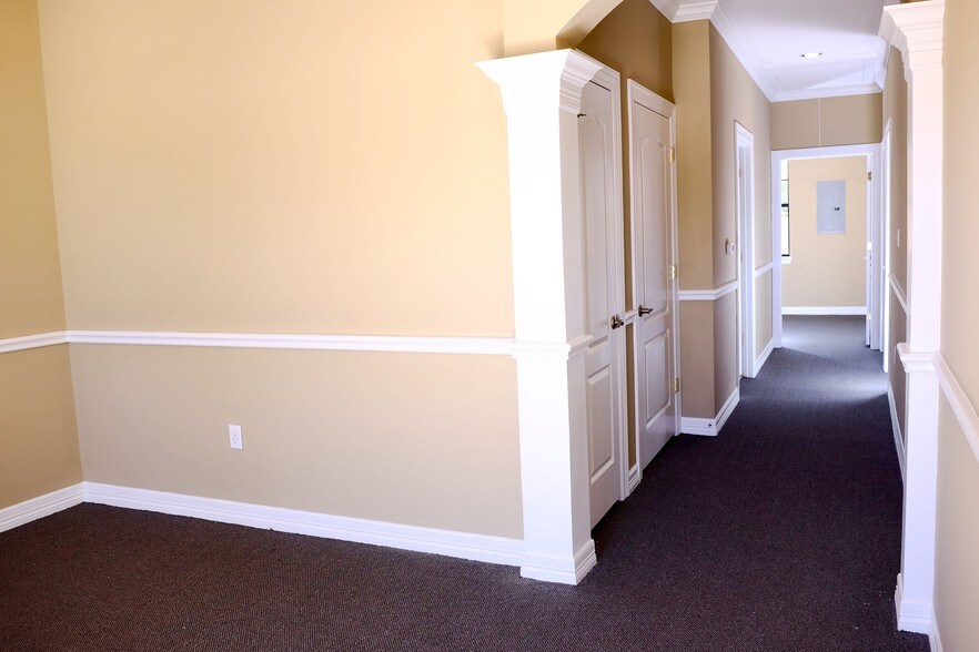 More Photos Of 4502 Riverstone Blvd, Missouri City Office For Lease