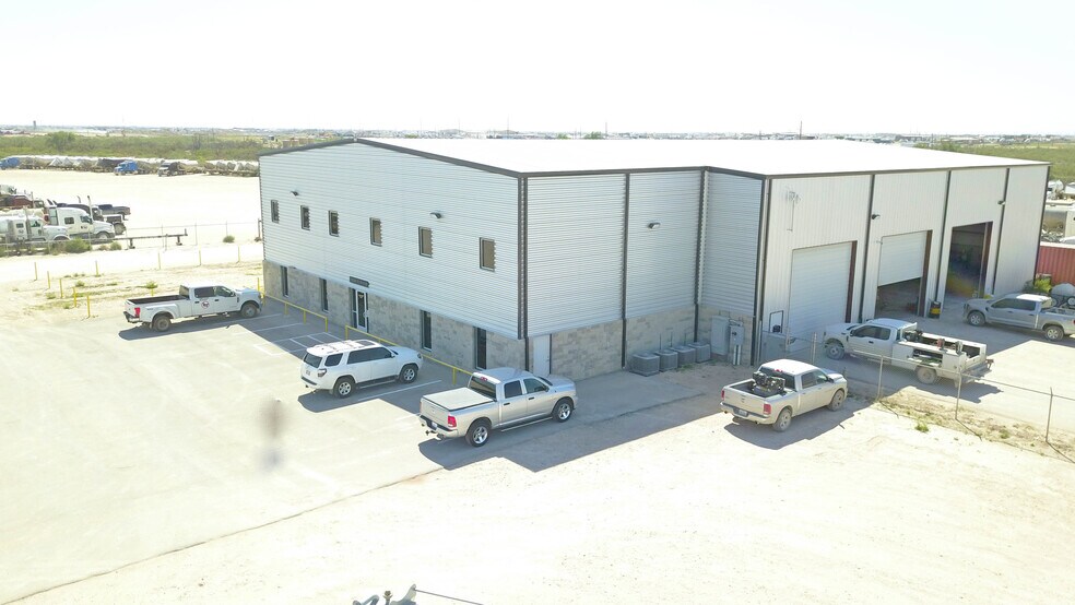 More Photos Of 2250 Dixie Blvd, Odessa Industrial For Sale