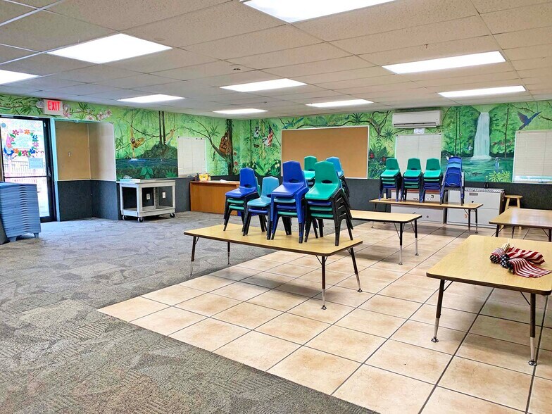 More Photos Of 18 Country Rd, Shavertown Medical For Sale