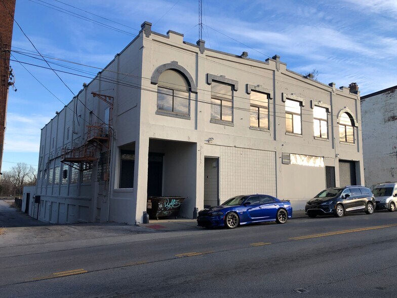 More Photos Of 654-660 E McMillan St, Cincinnati Warehouse For Lease
