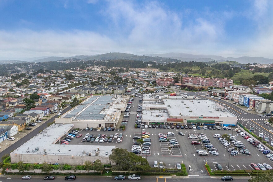 More Photos Of 950 King Dr, Daly City Restaurant For Lease