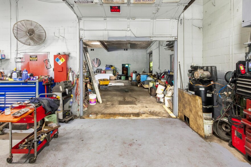 More Photos Of 344 Indian Ave, Bridgeton Auto Repair For Sale