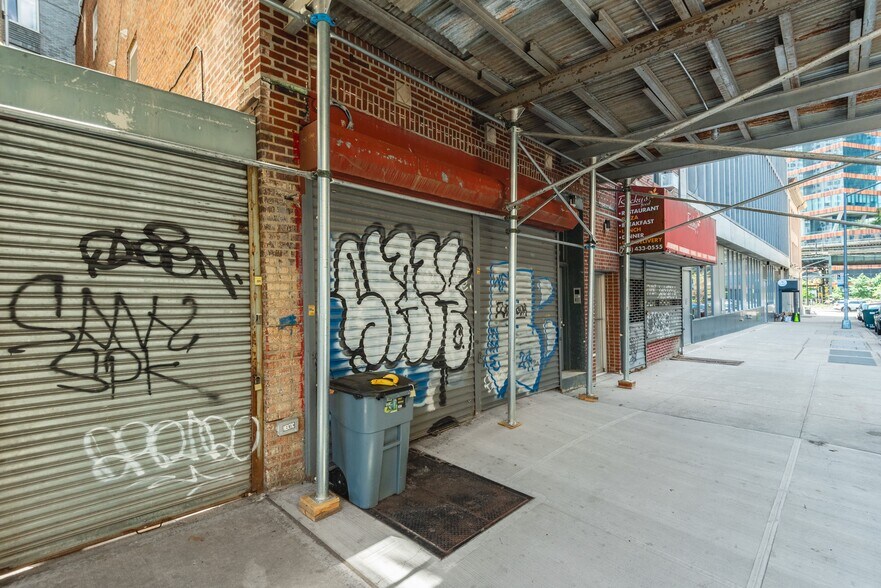 More Photos Of , Long Island City General Retail For Sale