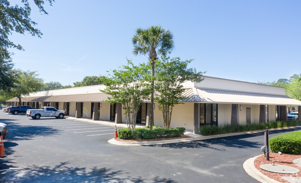 More Photos Of 7901 Baymeadows Way, Jacksonville Unknown For Lease
