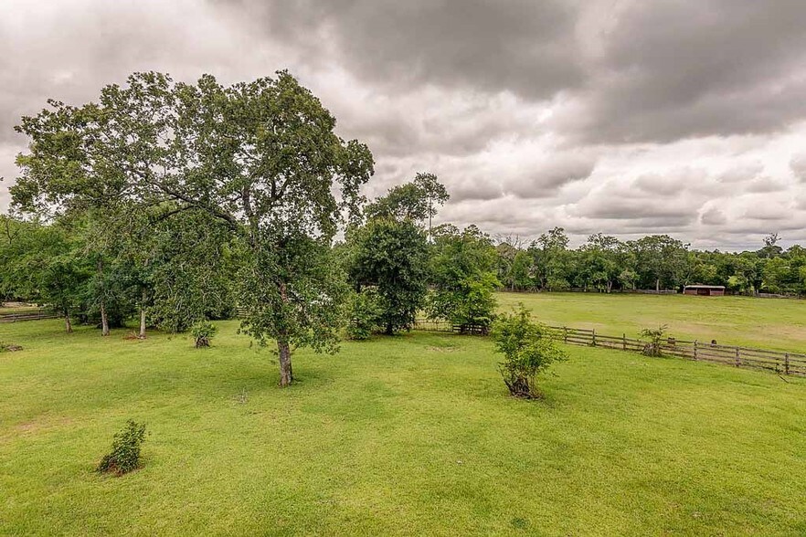 More Photos Of 26298 Hwy 105 W, Montgomery Land For Sale