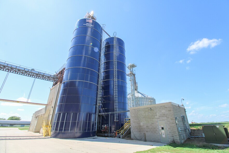 More Photos Of 6059 159th St, Galva Food Processing For Sale