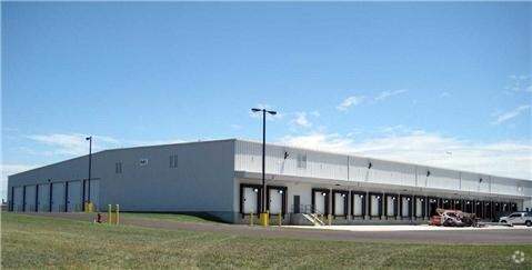 More Photos Of 7105 SE Forbes Ave, Topeka Distribution For Sale