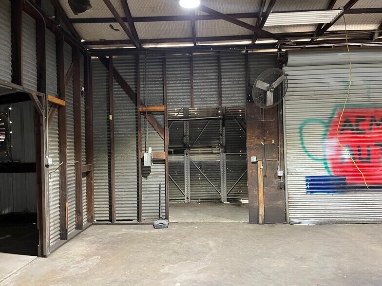 More Photos Of 5020 Mansfield Hwy, Fort Worth Auto Repair For Sale