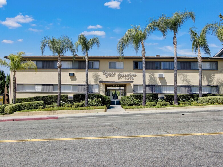 More Photos Of 4439 Ocean View Blvd, Montrose Apartments For Sale