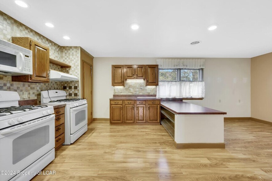 More Photos Of 668 N Main St, Wilkes Barre Religious Facility For Sale