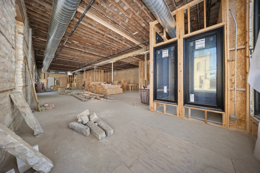 More Photos Of 1000 S State St, Lockport Restaurant For Lease