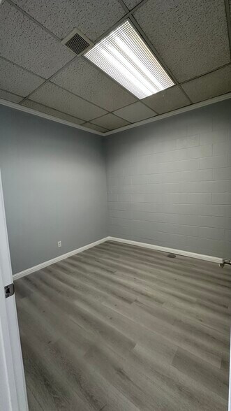 More Photos Of 4453-4457 E La Palma Ave, Anaheim Freestanding For Lease