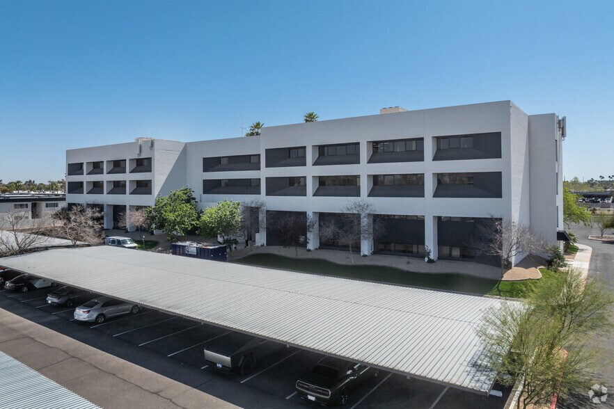 More Photos Of 560 W Brown Rd, Mesa Office For Lease