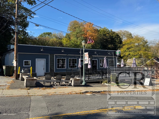 More Photos Of 17 Milton Ave, Highland Warehouse For Sale