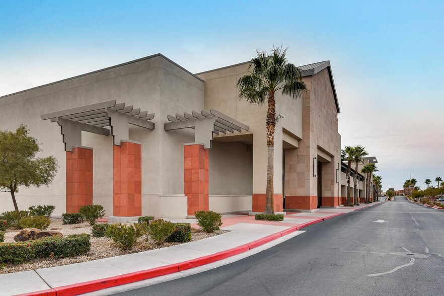More Photos Of 820 S Rampart Blvd, Las Vegas Storefront For Lease