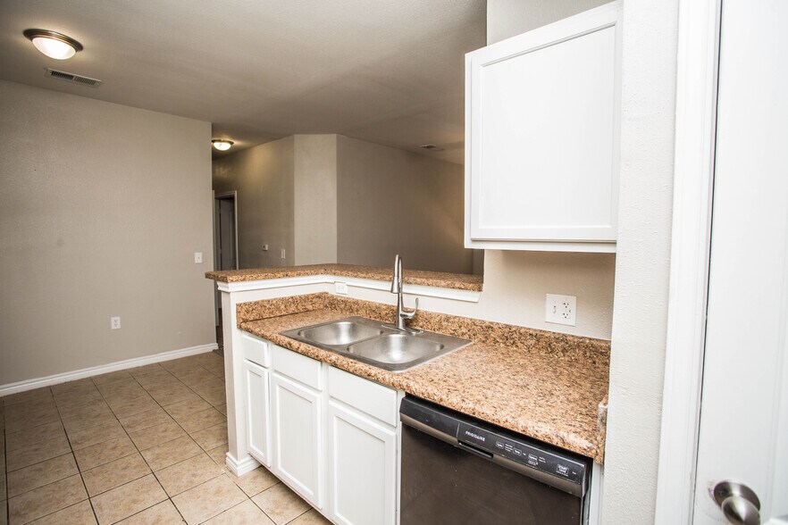 More Photos Of , Lubbock Multifamily For Sale