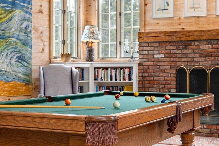 More Photos Of 507 Benson Rd, Manchester Center Specialty For Sale