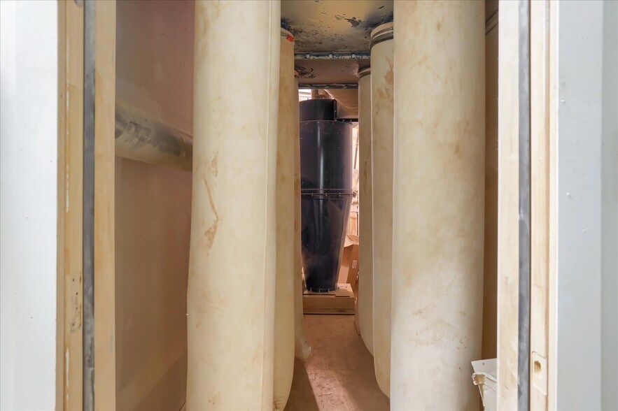 More Photos Of 7390 S Fraser St, Centennial Industrial For Sale