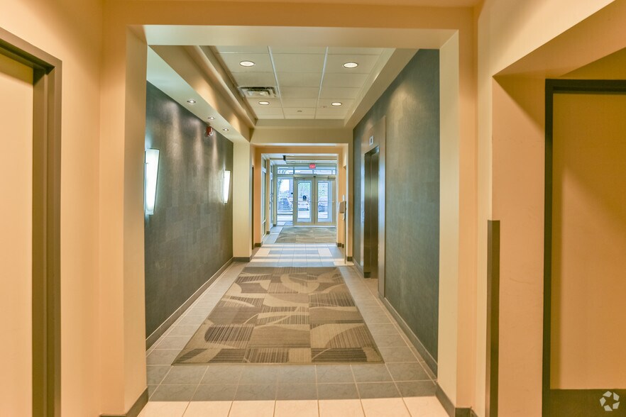 More Photos Of 37 Richard Way SW, Calgary Office For Lease