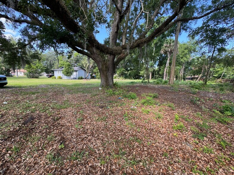 More Photos Of 2763 Community Rd, Jacksonville Office For Lease