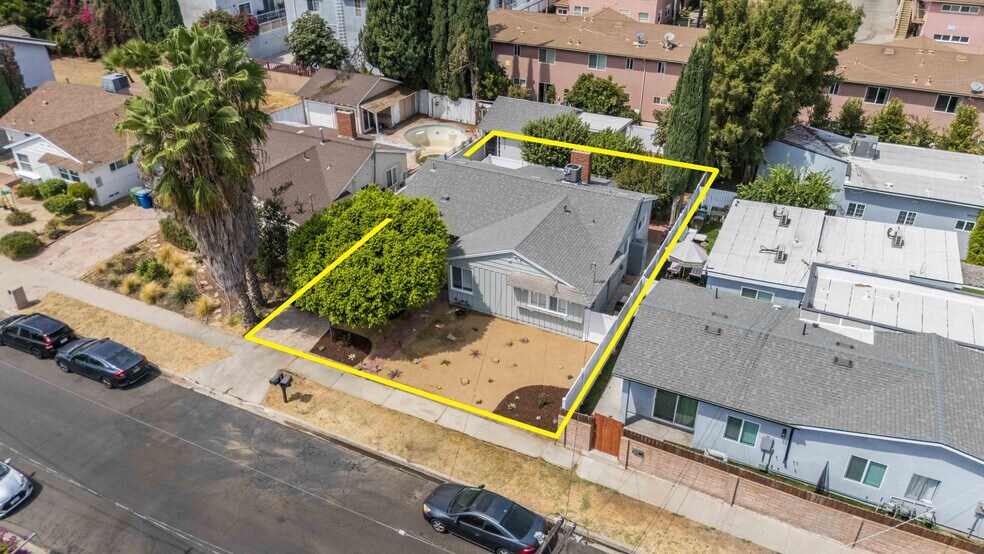 More Photos Of 15907 Enadia Way, Van Nuys Apartments For Sale