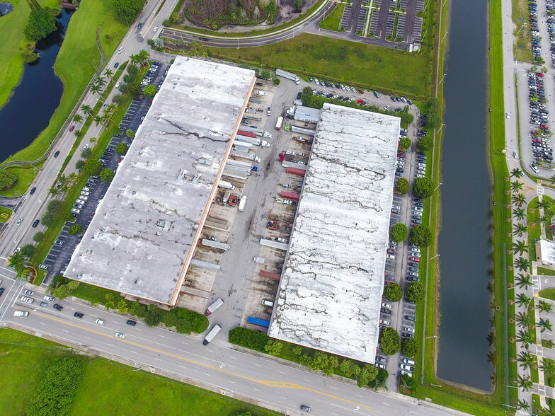 More Photos Of 3301-3389 NW 97th Ave, Miami Warehouse For Lease