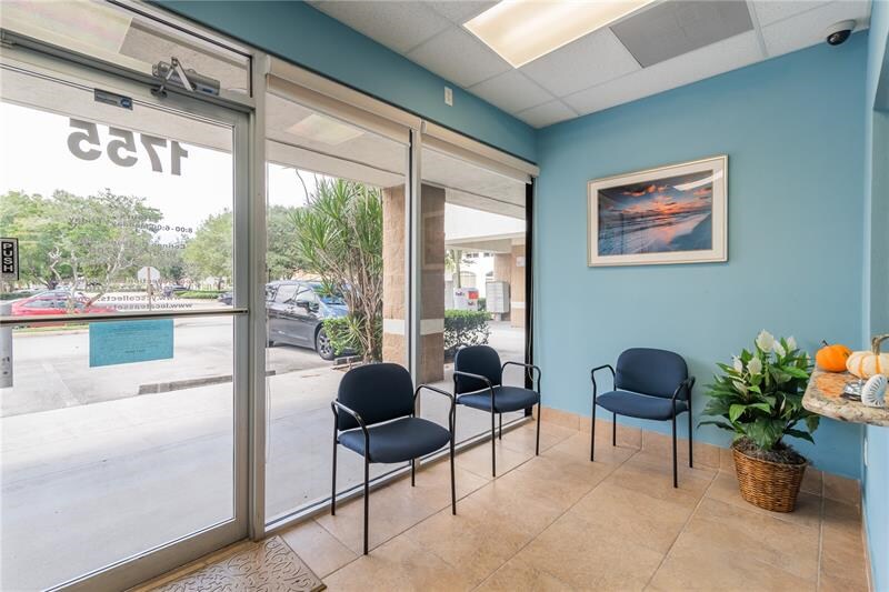 More Photos Of 1741-1759 N University Dr, Pembroke Pines Storefront Retail Office For Sale