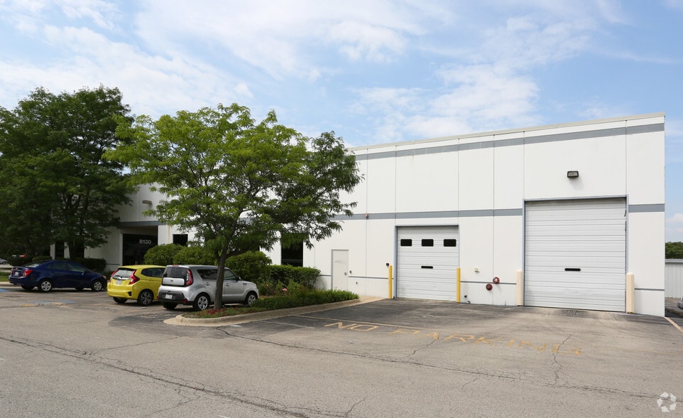 More Photos Of 8130 River Dr, Morton Grove Warehouse For Sale