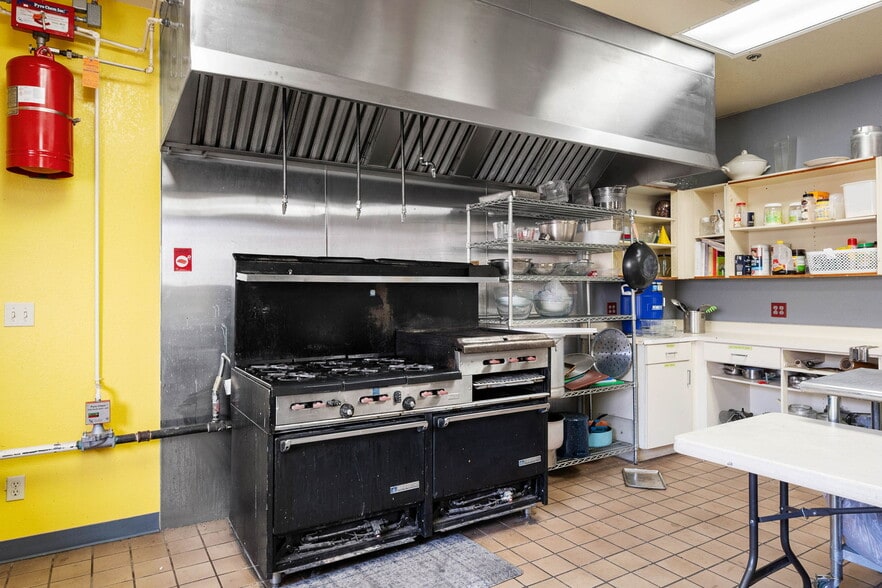 More Photos Of 1455 Willow Creek Rd, Prescott Religious Facility For Sale