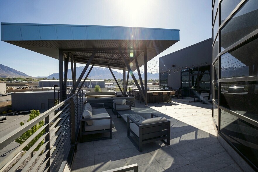 More Photos Of 450 N 1500 W, Orem Office For Lease