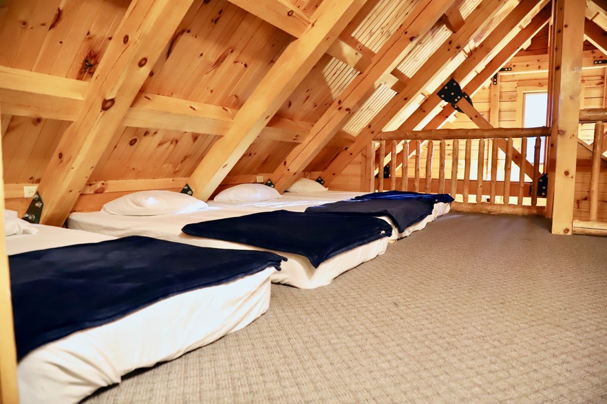 More Photos Of 500 Dodge Ridge Rd, Pinecrest Hotel For Sale