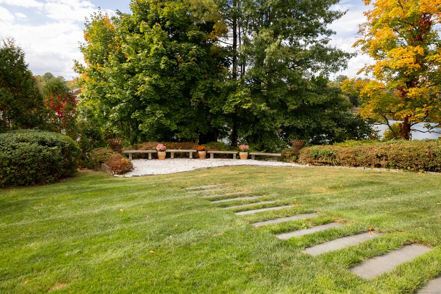 More Photos Of 27 Depot St, Broad Brook Lodge Meeting Hall For Sale