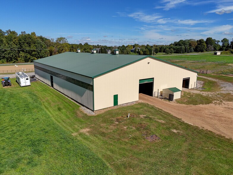 More Photos Of 1262 Fitzpatrick Rd, Auburn Specialty For Sale