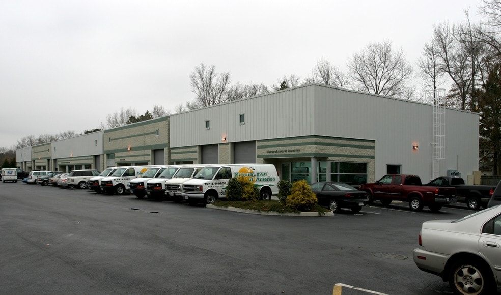 More Photos Of 1612 Centerville Tpke, Virginia Beach Flex For Lease