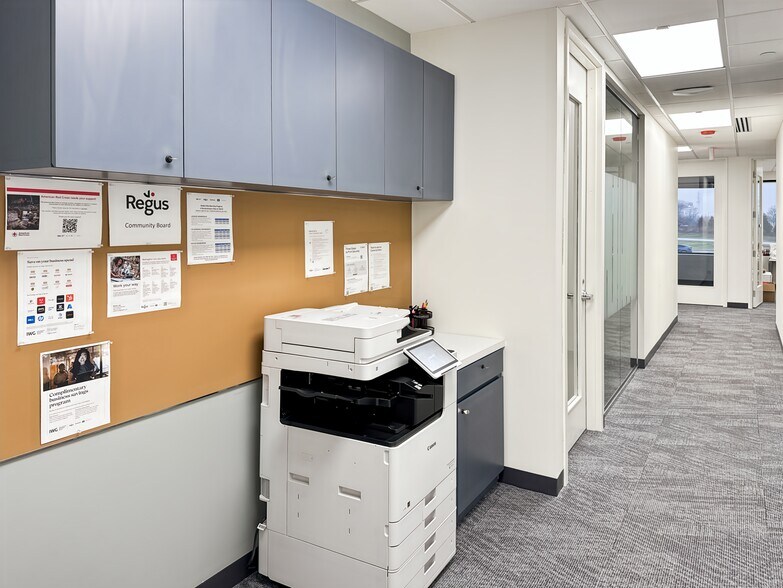 More Photos Of 2525 Cabot Dr, Lisle Coworking Space