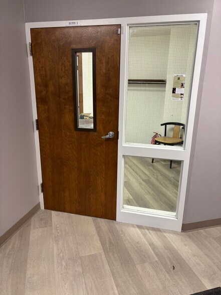 More Photos Of 1024 Hilton Parma Rd, Hilton Medical For Lease