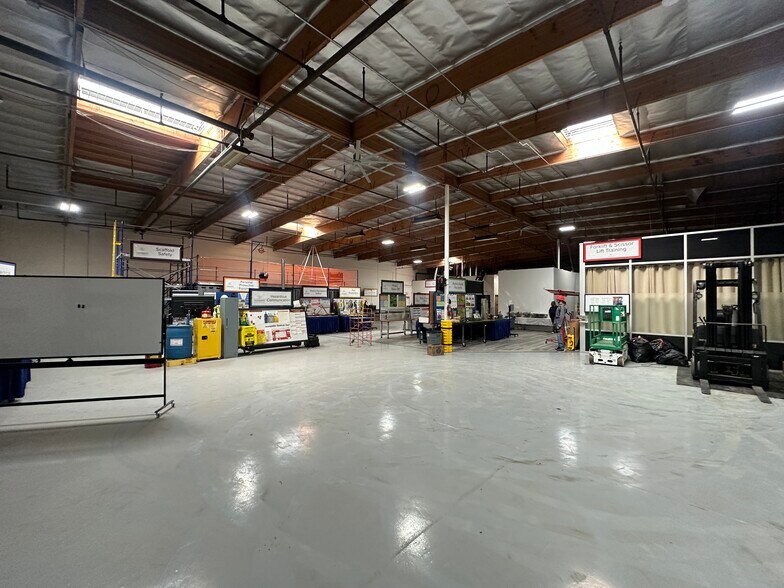 More Photos Of 1481 S Balboa Ave, Ontario Warehouse For Sale