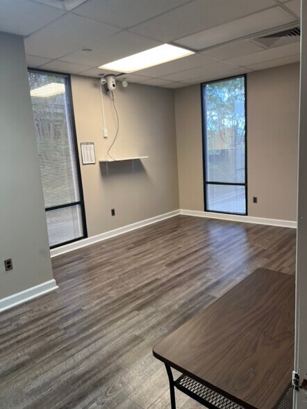 More Photos Of 4250 Lomac St, Montgomery Medical For Lease