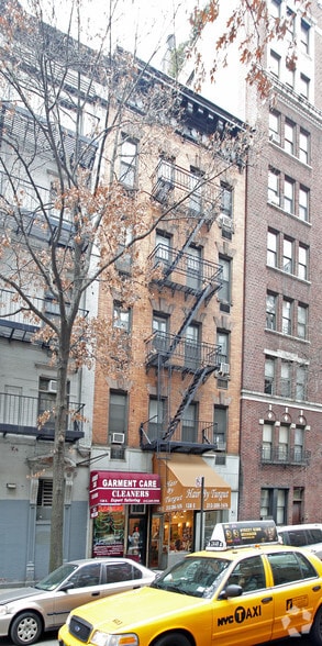 More Photos Of 128 E 84th St, New York Apartments For Lease