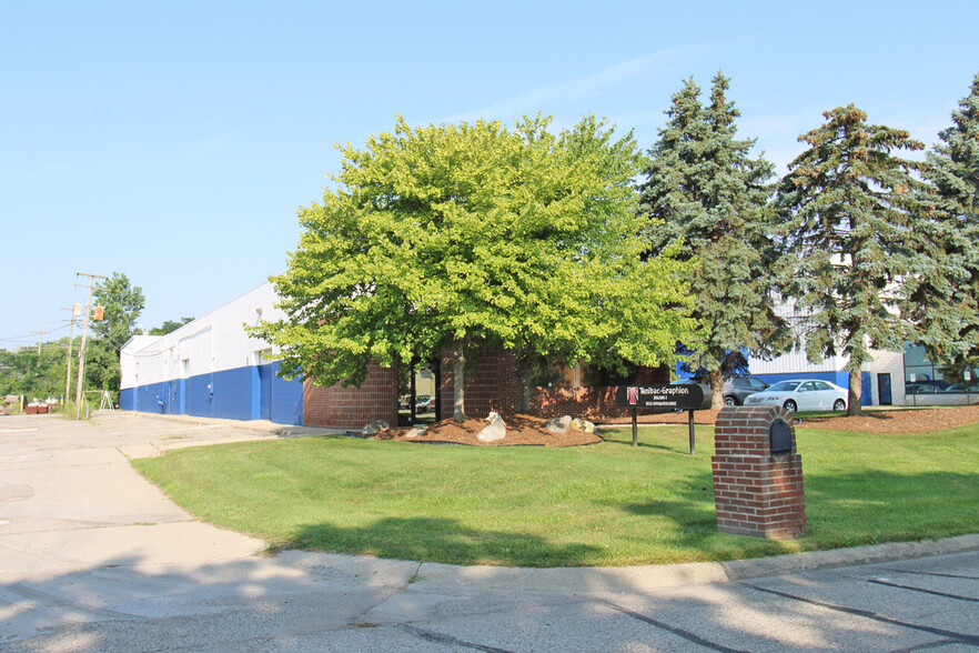 Primary Photo Of 35127 Automation Dr, Clinton Township Warehouse For Lease