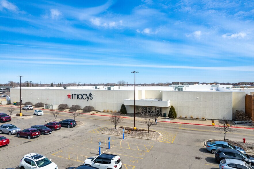 More Photos Of 4101 W Division St, Saint Cloud Coworking Space