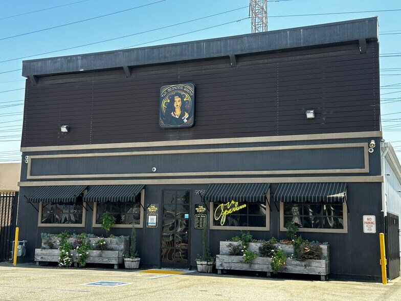 More Photos Of 9058 Rose St, Bellflower Distribution For Sale